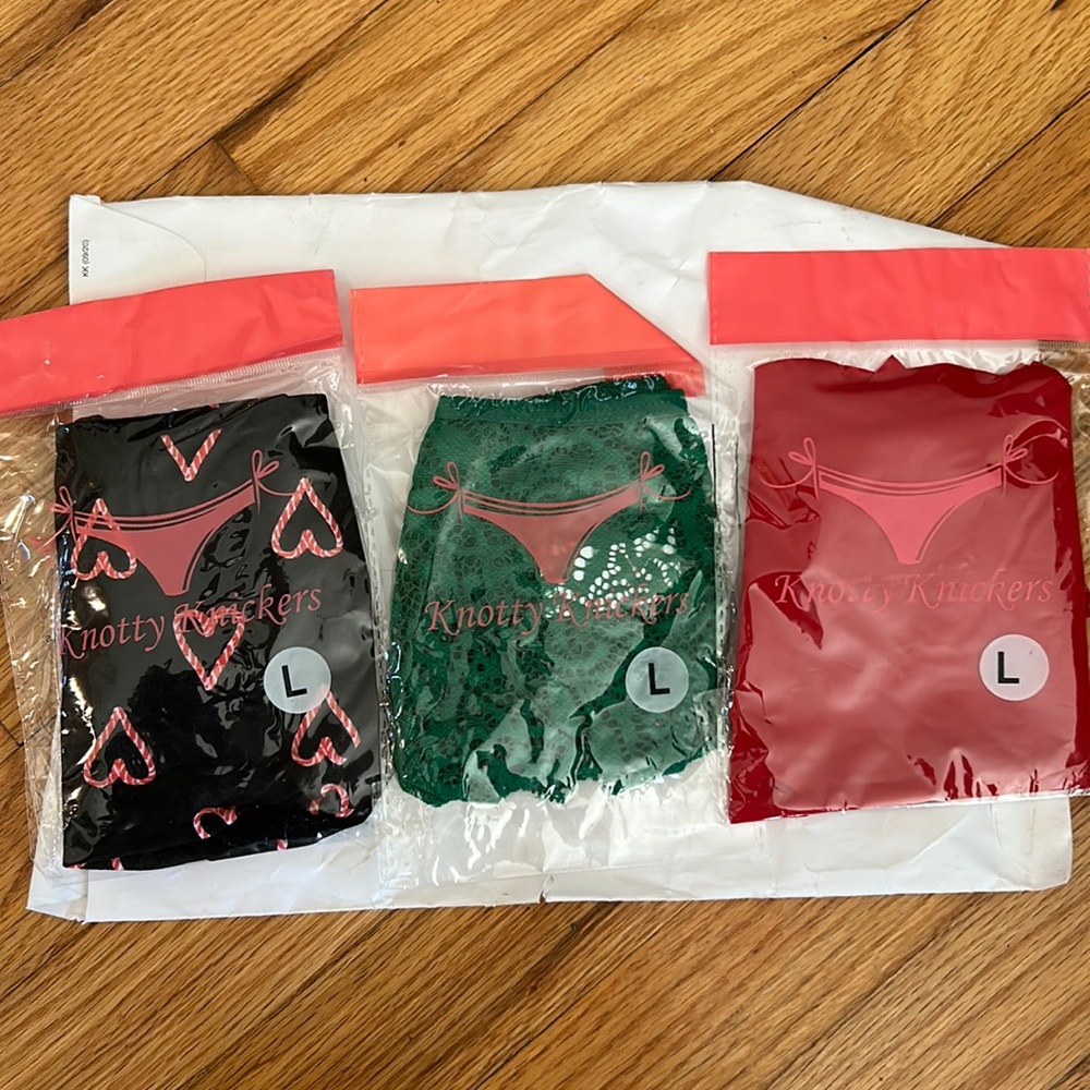 Unopened Knotty Knickers Thongs - Large - 3 pairs